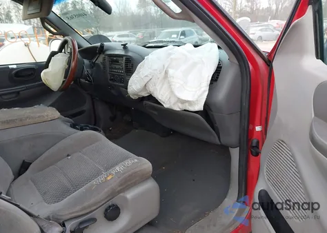 2001 Ford F-150 Xl/Xlt z USA, uszkodzony, nr VIN 1FTZX17211NA45713